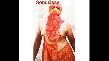 Sonusissy nude show