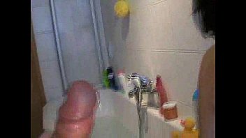 Hot Chick gets fucked after bath